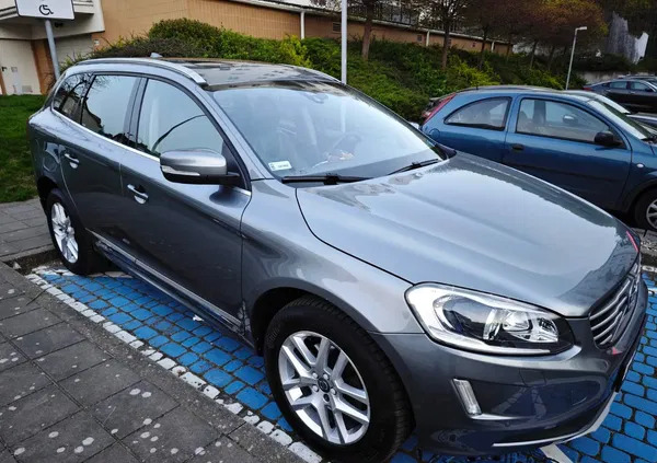 śląskie Volvo XC 60 cena 75030 przebieg: 160000, rok produkcji 2016 z Gdynia